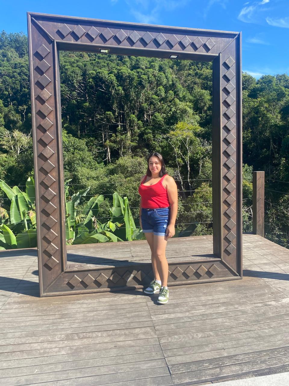 Thais Santos